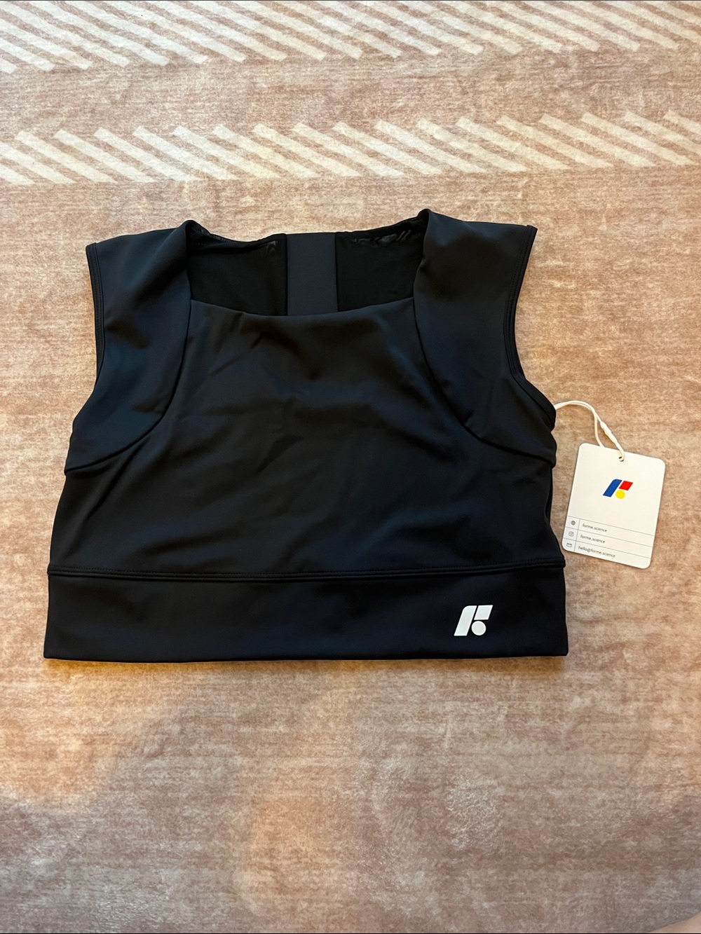 Forme Science Black Performance Crop Tank size XXL